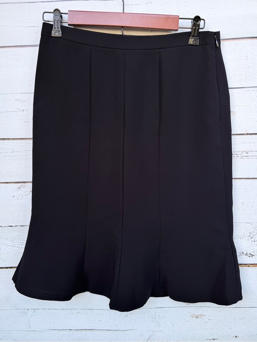 Talbots Structured Paneled Flounce Hem Pencil Skirt - Size 4